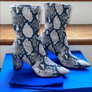 Stuart Weitzman Landry 75